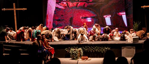Espetáculo “A Paixão de Cristo” marca culto de Páscoa na IEADJO